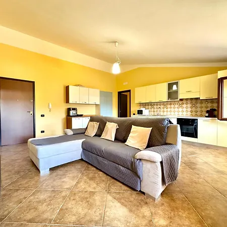Sunny Penthouse Lägenhet *