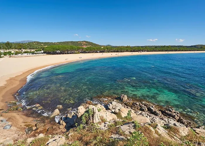 Sunny Penthouse Apartment *